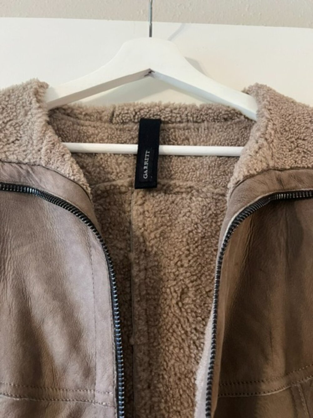 Garrett: Shearling Jacket - Picture 2 of 5
